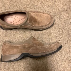 Hush Puppies Womens Loafers Brown Leather Slip On Comfort Shoes Size 7